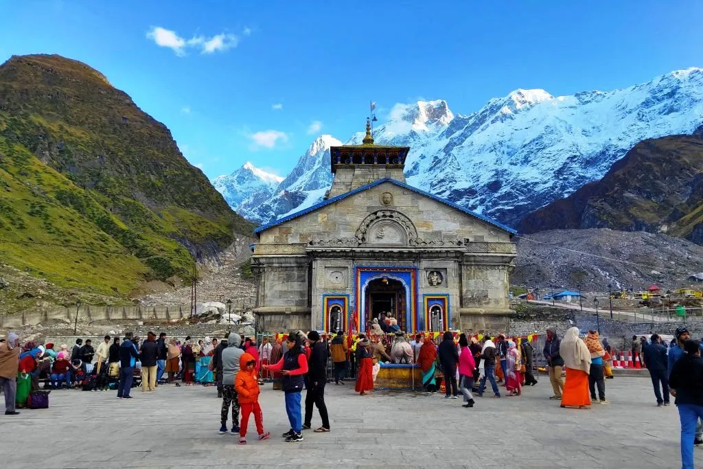 Char Dham Yatra SVM Travels.